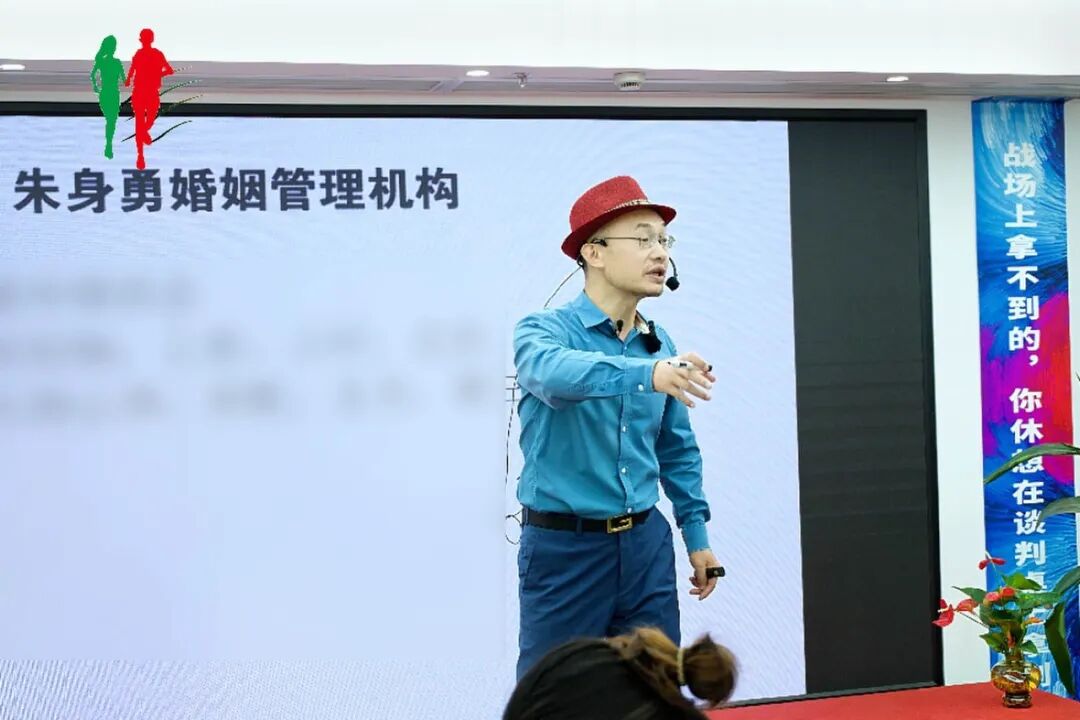 老公说离婚想一个人过日子,我不想成全他跟情人,怎么办?