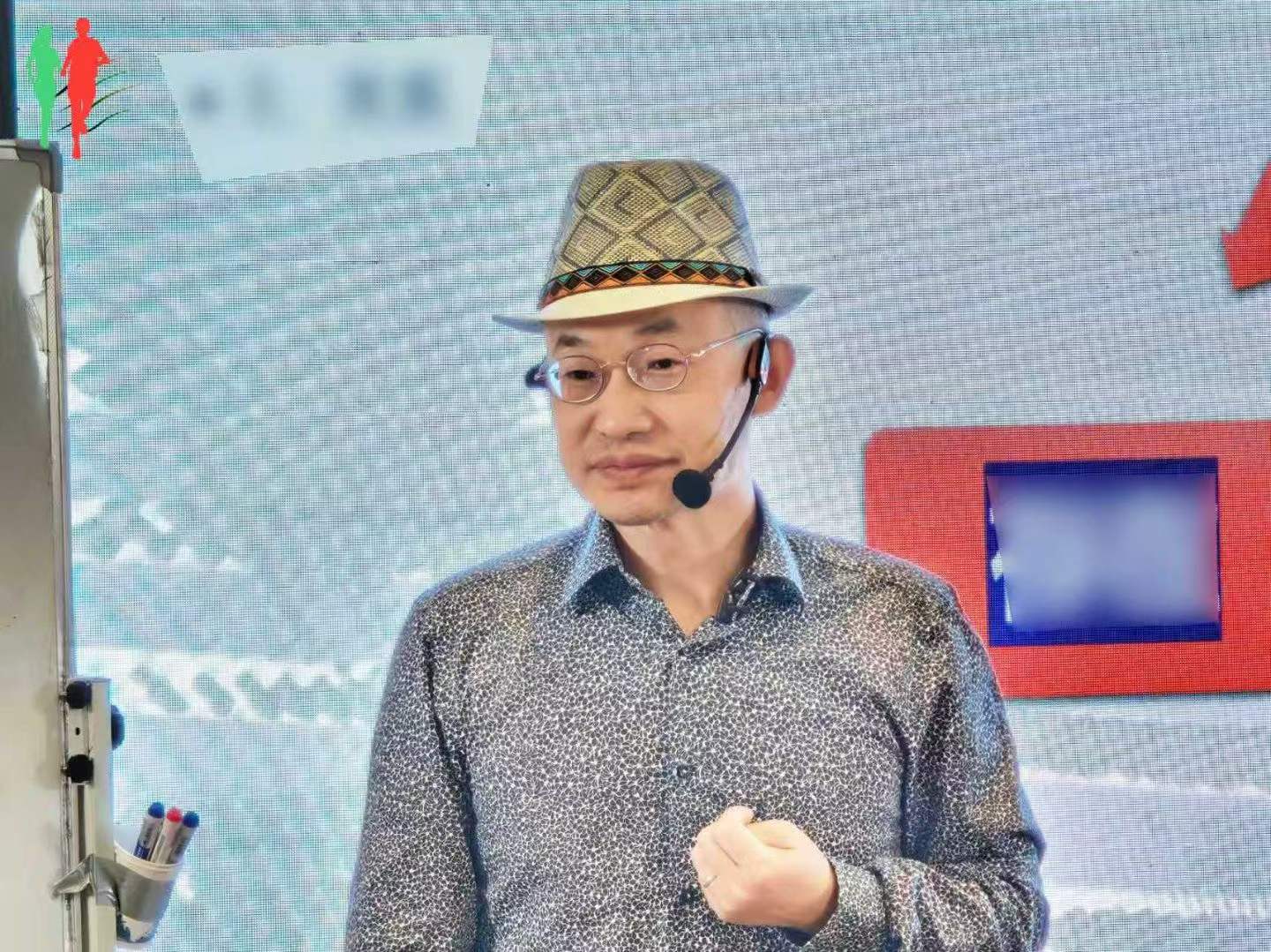 夫妻长期分房睡,男人反常举动背后,藏着不愿承认的真相