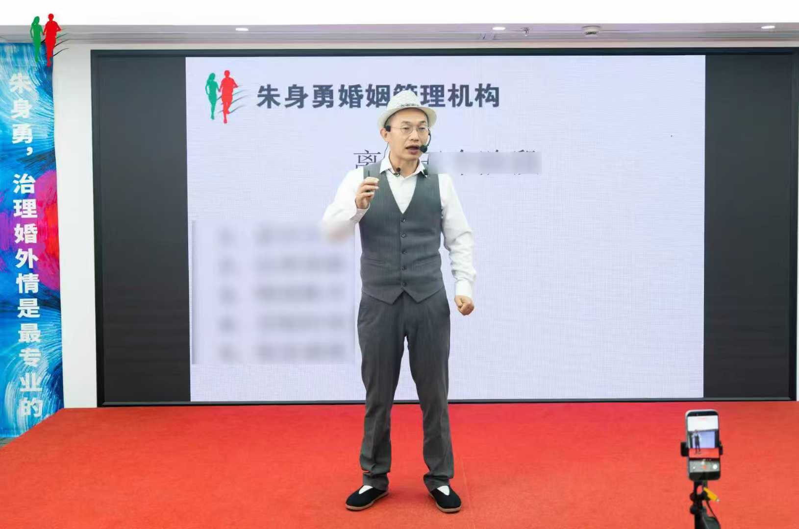 婚后同住公婆掌权,丈夫毫无担当,六年婚姻慢慢耗尽温情