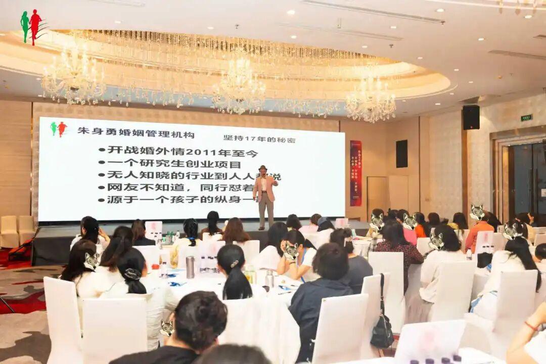 被背叛,逼离,还能挽救婚姻成功的妻子,往往做对了3件事